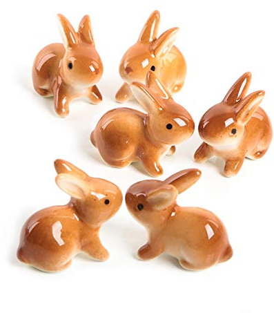 Logbuch-Verlag kleine Osterhasen-Streudeko, 6er Set: Moderne Osterdeko, Mini-Hasen in Braun, Osterschmuck für Tischdeko, Geschenke und Osterfest, Hochwertige Deko-Figuren aus Porzellan, Indoor, 4 cm