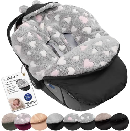 millybo Einschlagdecke für Babyschale – Warmer Fußsack für Baby, Kuschelige Babydecke für Kinderwagen, Kindersitz & Babybett, Ideal für Herbst & Winter, Made in EU (605.020 Grau/Herz rosa)