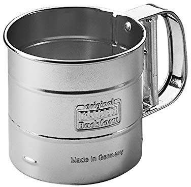 Original Kaiser Inspiration Mehl- und Puderzuckersieber 350 g, Einhand-Mehlsieb Edelstahl, Handsieb für Mehl/ Zucker/ Zimt/ Gewürzpulver, Silber