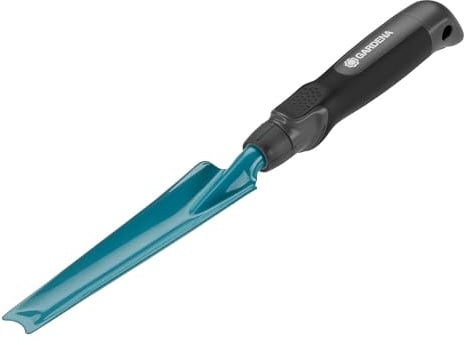 Gardena Unkrautstecher: Ideales Gartenwerkzeug zum effektiven Entfernen von Unkraut, mit ergonomischem Griff, aus Qualitätsstahl, korrosionsgeschützt, Arbeitslänge 14,5 cm (8935-20)