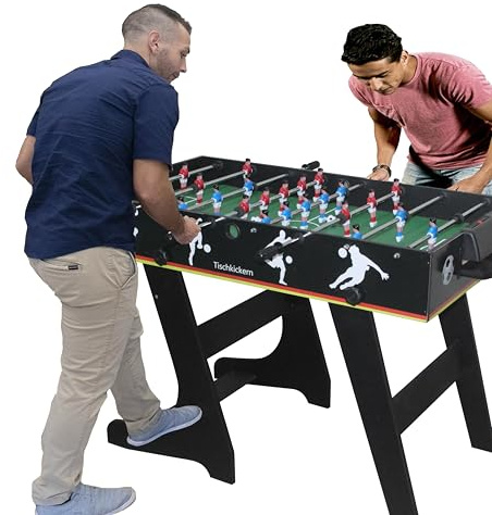 Izzy Riesen 13 teilig Tischkicker KLAPPBAR mit Teleskop Hohlstangen, platzsparend faltbar Kickertisch Tischfussball Profi Kicker Erwachsene und Kinder, Inkl. 3 Bälle, Sandkast