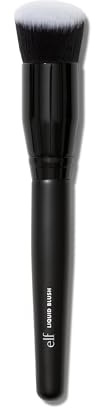 e.l.f. Camo Liquid Blush Brush, Abgewinkelter Rougepinsel, Ideal Zum Auftragen & Verteilen Von Farben Auf Den Wangen, Weiche, Dichte Borsten, Vegan & Tierversuchsfrei