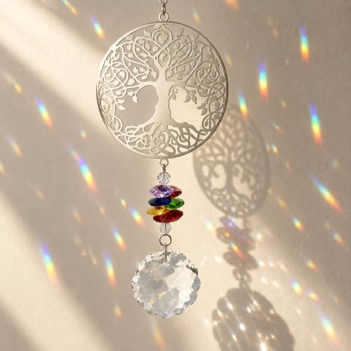 Kristall Sonnenfänger Baum des Lebens – Metall Anhänger Regenbogen | Metall-Baum d. Lebens Anhänger, Kristall, Regenbogen. Fensterdeko für Zuhause, Büro, Garten. Inkl. Aufhängung. Box.