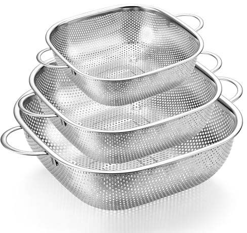 Herogo Sieb 3er-Set, Edelstahl Küchensieb Nudelsieb mit Griff, 20/24/28 cm, Micro-Perforierte Quadratische Seiher für Nudeln Obst Gemüse, Glatte Kante und hochgezogene Füße, Spülmaschinenfest