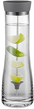 blomus Wasserkaraffe DRIWA | Glaskaraffe mit Deckel und Fruchtspieß | 1 l | Glas | Farbe Dark Gray