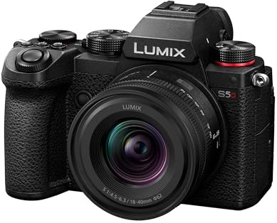 Panasonic Lumix S5D, Spiegellose Vollformatkamera, mit S-R1840E 18-40 mm Objektiv, L-Mount, 24,2 MP, 4K 60P Aufnahme, Live-View-Sucher, 180° -Flexibler-Monitor, WLAN, Bluetooth, Schwarz