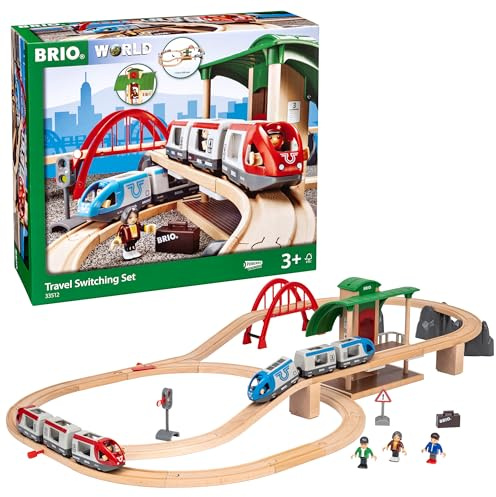 BRIO World 33512 Großes Bahn Reisezug Set - Eisenbahn mit Bahnhof, Schienen und Figuren - Kleinkinderspielzeug empfohlen ab 3 Jahren