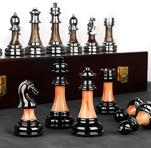 Cutfouwe Schachspiel, Schachbrett Holz hochwertig, Klappbar - Reiseschach - Handgeschnitztes Ritter - KH=8.9 cm, 45x45 cm - für 2 Spieler ab 10 Jahren