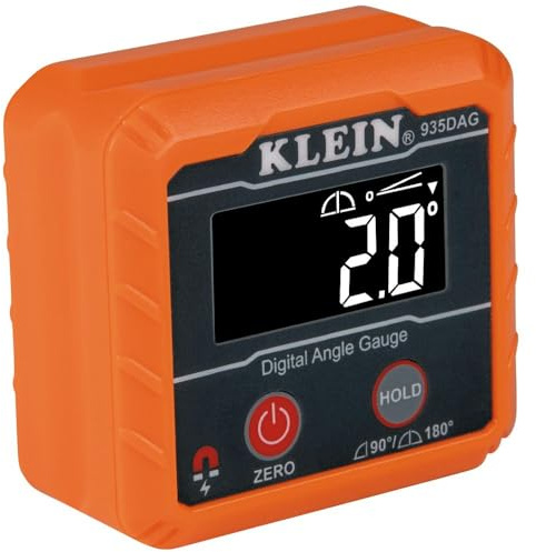 Klein Tools 935DAG Digitaler Winkelmesser und Neigungsmesser | Magnetfuß | 0°–90° und 0°–180° Messbereich | IP42 | Automatische Displaydrehung