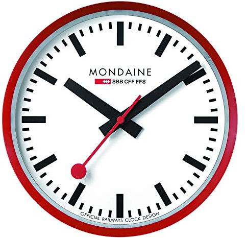 Mondaine - Wanduhr A990.Clock.11SBC 25cm - Bahnhofsuhr in Rot aus Aluminium mit rotem Sekundenzeiger staubbeständig - Hergestellt in der Schweiz