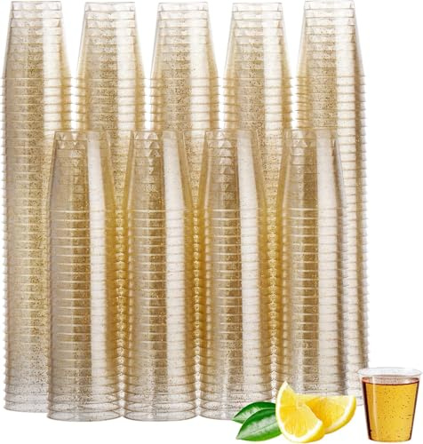 MATANA 150 Schnapsgläser aus Plastik mit Goldglitter, 3cl - Pinnchen Kunststoff, Shotgläser Gold, Shot Becher, Schnapsbecher, Plastikbecher - Party Zubehör - Stabil & Mehrweg