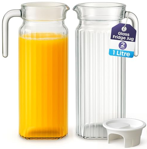 Kühlschrankkrug 1L Glas Wasserkrug mit Deckel (2er Pack) – Glaskrug Geriffeltem Glasdesign & Griff für Kühlschrankfach & den Täglichen Gebrauch mit Belüftetem Ausgus