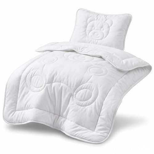 Home Oase® Baby Bettdecke & Kissen Set 100x135 cm + 40x60 cm - Kinderbettdecke mit Bärenmotiv, Atmungsaktive Mikrofaser, Allergikergeeignet, Oeko-TEX Standard, Waschbar 60°C, Sommer & Übergangsdecke