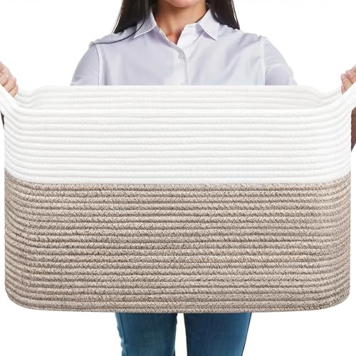 JOJOSEE Faltbarer Wäschekorb, 63L Aufbewahrungskorb Weiß & Braun | Geflochten Aufbewahrungskorb mit Henkel, Laundry Baskets aus Baumwolle, Ideal für Decken, Kleidung, Kuscheltier, Spielzeug