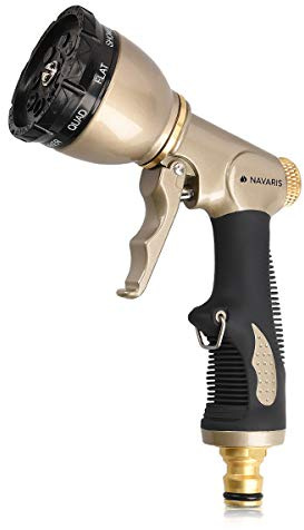 Navaris Hochdruck Gartenbrause Metall Schlauchspritze - 8 Verschiedene Sprühbilder - tropfsicher - Garten Spritze Gartenschlauch Brause