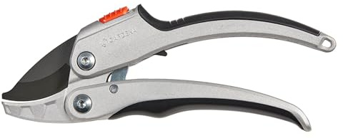 Gardena Ratschenschere SmartCut: Stabile Gartenschere mit Amboss-Schneide für stärkeres und trockenes Holz bis 25 mm Durchmesser, zwei Griffpositionen, mit Ratschenmechanismus und Alugriffen (8798-20)