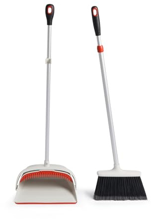 OXO Good Grips Kehrset mit ausziehbarem Besen | Bodenfegen für Küche und Zuhause, ausziehbar bis zu einem Besen in voller Größe, kompakte Aufbewahrung, markierte Borsten
