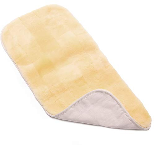 CHRIST Lammfelleinlage TREND von WERNER universale Fell Einlage für Babywanne, Kinderwagen, Buggy & Jogger, ideale Lammfell-Sitzauflage, Schaffell-Sitzeinlage für Ihr Baby, Patchwork in beige-gelb