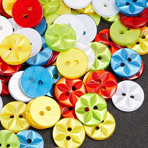 Chuangdi 100 Bunte Knöpfe aus Acryl und Kunstharz, 14 mm, 5 Farben | Rund 2-Loch Kunststoff mit Aufbewahrungsbox Mix Farbe für DIY Nähen Basteln Verzieren Handwerk Deko Babykleidung Kinderknöpfe