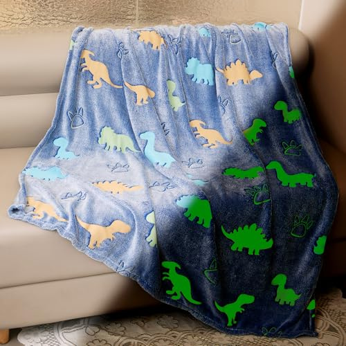 Yeqivo Kuscheldecke Leuchten im Dunkeln, Kinderdecke aus Flanell, Fleecedecke Weich und Flauschig, Babydecke Warm und Kuschelig, Sofadecke Superweiche, Blauer Dinosaurier, 130x150 cm