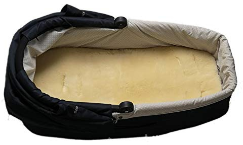 Reissner Lammfelle | Kinderwagen Einlage KIWA de LUXE | echtes medizinisch gegerbtes Merino Lammfell | Premiumqualität | für Buggy Kindersitz PKW Babybett Kinderbett