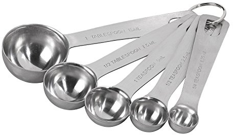 Tala 5er Set Messlöffel aus Edelstahl - Dosierlöffel für Backen & Kochen | Präzise ml & Teelöffel Markierungen, praktischer Aufhängering für die Schublade, robustes Metall für Gewürze & Saucen