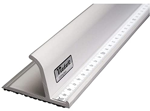 Victor Bar Schneidelineal 50cm Aluminium mit Fingerschutzkante | Metalllineal mit rutschsicherer Unterlage, mm- und cm-Skala, für Papier, Fotos, Folie und Stoff