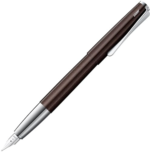 Lamy studio dark brown Füller in Strichbreite M | Lamy Füller in elegantem Gehäuse aus Ganzmetall – mit propellerförmigem Clip & Stahlfeder – inkl. Tintenpatrone T 10 blau