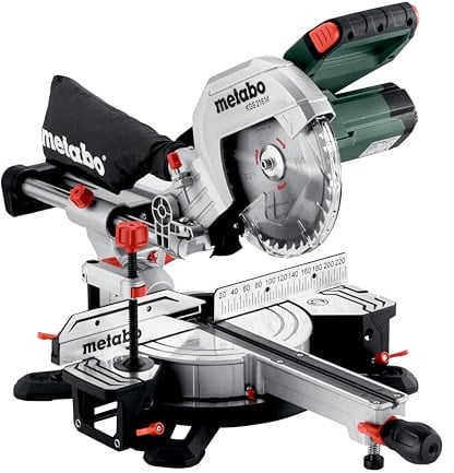 metabo Kapp- und Gehrungssäge KGS 216 M – 613216000 – Mit Precision Cut Line, 216 mm Sägeblatt und Zugfunktion – 2 m Kabellänge