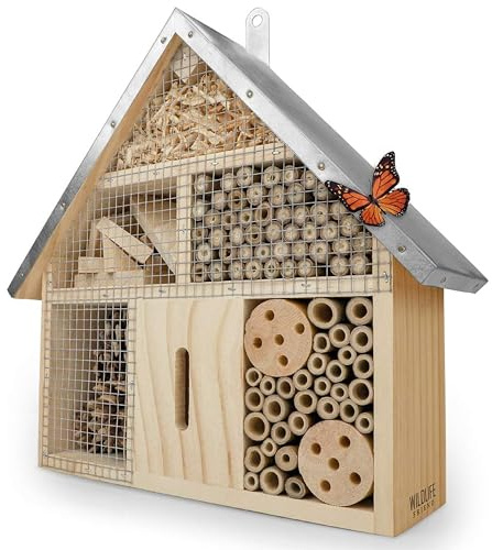Wildlife Friends Insektenhaus aus Naturholz und Metall zur Befestigung - ideal für Bienen, Marienkäfer, Schmetterlinge - Abmessungen 25x7,5x28 cm - Metalldach