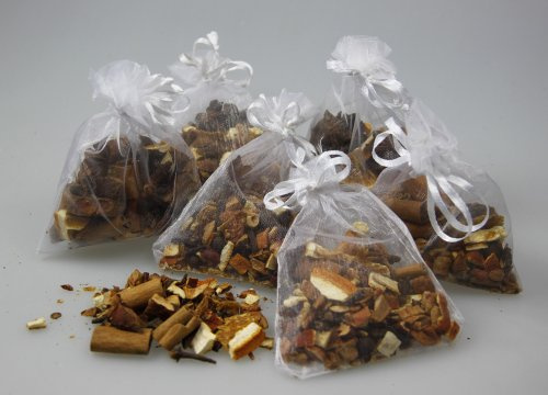 Weihnachts Potpourri 6 x 20 g – Weihnachtsdeko mit Zimt & Sternanis | Quertee • 6 weiße Organzasäckchen • Weihnachtsgewürze mit Orangenscheiben • Weihnachtsduft • Deko für Advent & Weihnachten