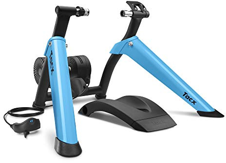 Tacx Boost – Indoor-Trainer mit starker Magnetbremse, realistischem Fahrgefühl und bis zu 1050 Watt Widerstand in 10 Stufen. Schneller Aufbau, leise im Betrieb und äußerst stabil
