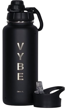 VYBE Edelstahl Trinkflasche 950ml, schwarz Matt mit Lasergravur | Doppelwandig, Auslaufsicher, 2 Deckel, Reinigungsbürste