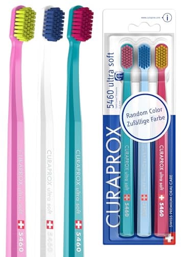 Curaprox CS 5460 Ultraweiche Zahnbürste | Zufällige Farbe | Zahnfleisch- und Zahnpflege für Erwachsene | Ultraweiche Curen®-Borsten | 3er Pack | Hergestellt in der Schweiz