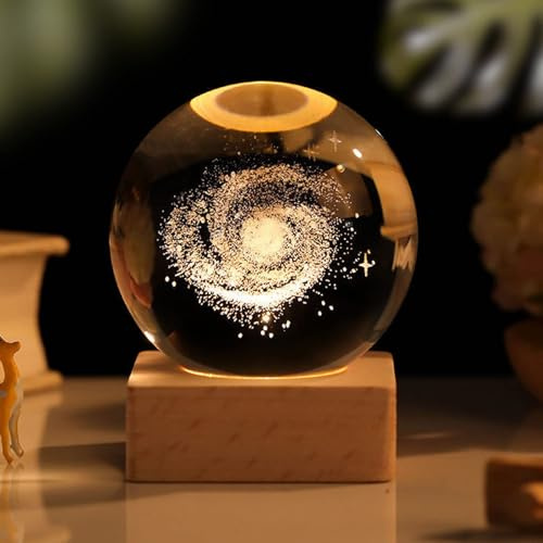 Liamostee 3D Kristallkugel Nachtlicht, USB 3D Sonnensystem Planeten Kristallkugel Nachtlicht Kreative Nachtszene Astronomie LED Ball Lampe,Mit Holzsockel, 3D Solar System Crystal Ball Moon B all