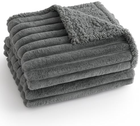 BEDSURE wasserdichte Hundedecke - 76 * 102 cm Hundedecke waschbar für mittelgroße Hunde, Haustier Decke flauschig und weich, Schutzdecke Hundesofa, Decke für Hunde, Grau