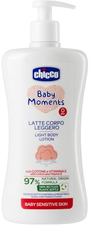Chicco Körpermilch, Körpermilch für Kinder, leicht, mit natürlichen Inhaltsstoffen, spendet der Haut des Kindes Feuchtigkeit, fettet nicht, leichte Textur und zieht schnell ein, 500 ml