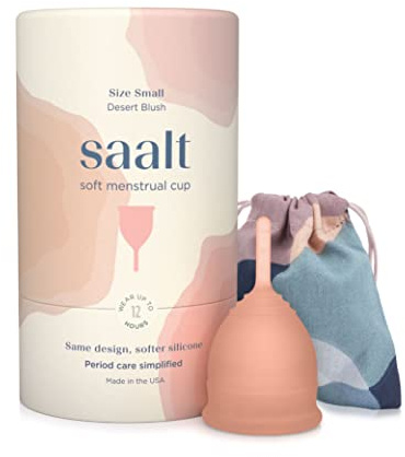 Saalt Soft Menstruationstasse – Beste empfindliche wiederverwendbare Periodentasse – 12 Stunden tragen – Tampon- und Binden-Alternative (Klein (1er-Pack), Desert Blush)