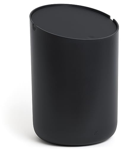 Kazai.® Mini-Kosmetikeimer 'Tove' - 1,5L | Exklusives Bad-Mülleimer Design aus Berlin | Rutschfest, inkl. Inneneimer und Smart-Beutelfunktion | Schwarz
