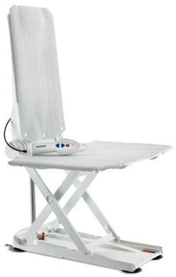 Badewannenlifter Aquatec Orca XL - Weiß - Metall und Kunststoff - Badewannenlift mit ergonomischem Handbedienteil und hoher Rückenlehne mit Nackenstütze - 140 kg Belastbarkeit - Gesundheits-Laden