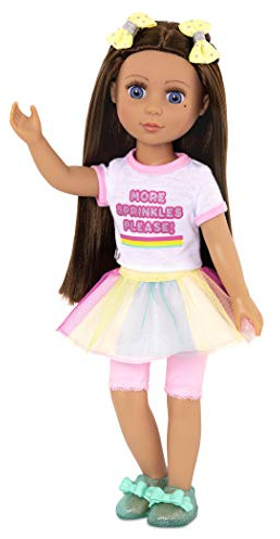 Glitter Girls Kika, 36 cm bewegliche Modepuppe mit Eiscreme-Outfit | Kika mit braunem Haar und blauen Augen, Oberteil, Rock mit angenähten Radhosen, 2 Haarspangen und Schuhen, 3+ Jahre