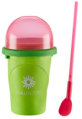 BANDAI CHILLFACTOR CO07952 Küchenspielzeug, Slush-Maschine mit wiederverwendbarem Becher und Strohhalm, Familienspielzeug