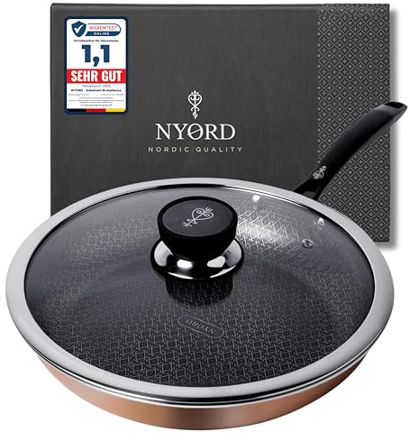 NYORD Kupferpfanne - Antihaft, Kratzfest, Pfanne Wabenstruktur, Hybrid Kupfer Bratpfanne, Kupferkern, Keramik Beschichtung, PTFE & PFOA frei, Ofenfest, für Induktion, Gas & Ceran, mit Deckel - 28 cm