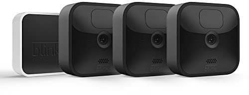 Blink Outdoor – kabellose, witterungsbeständige HD-Überwachungskamera mit zwei Jahren Batterielaufzeit und Bewegungserfassung, funktioniert mit Alexa | 3 Kameras