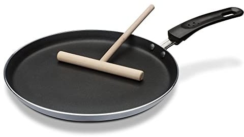 GSW Crêpe-Pfanne – flache Pfanne für Crêpes, Pancakes, Palatschinken und Eierspeisen, inkl. Teigverteiler, auch für Induktion, Antihaftbeschichtung – Aluminium, 26 cm