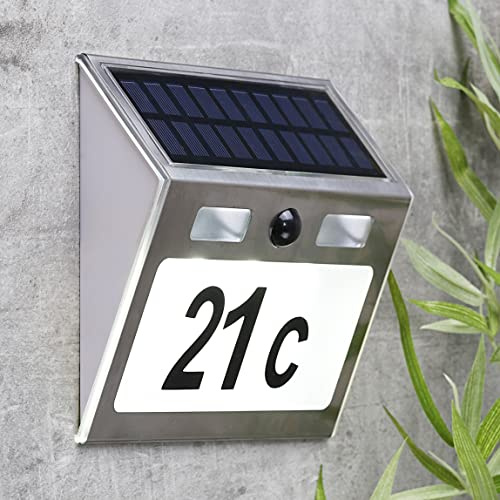 mucHome Solar Hausnummernleuchte aus Edelstahl mit Beleuchtung und Bewegungsmelder Hausnummer mit warmweißer LED Strahler Eingangsbeleuchtung inkl. Zahlen und Buchstaben zum aufkleben