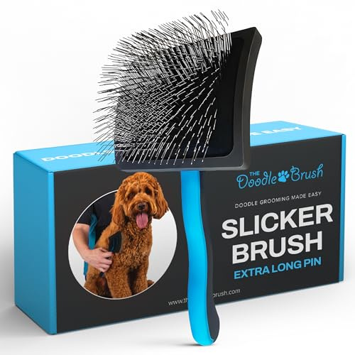 The Doodle Brush Zupfbürste für Langhaarige Hunde mit Extra Langen Pins | Slicker-Hundebürste zum Lösen von Knoten und Verfilzungen, ergonomischer Griff, für lockiges Fell, Pudel, Doodle und Cockapoo
