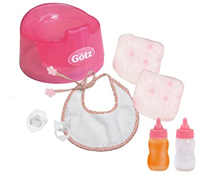 Götz 3401935 Basic Care Set für Babypuppen Gr. S 30-33 / L 48 cm, 8-tlg | Grundausstattung für Puppen mit Töpfchen, 2 Windeln, 2 Schnullern, Lätzchen, Saft- und Milchflasche, für Kinder ab 3 Jahren