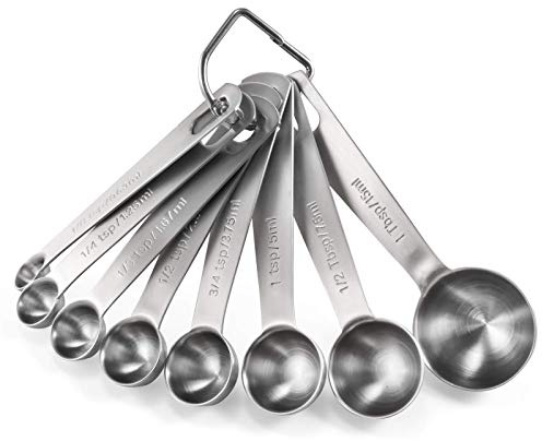 U-Taste 18/8 Edelstahl Messlöffel Set, 8 Stück, Gutes Küchenwerkzeug | für Backmessen Trockenrationen und Flüssigkeit, Spuelmaschinenfest