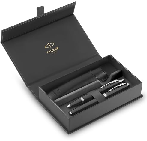 Parker IM Duo Stift-Geschenkset | Füller, Kugelschreiber & Etui | Schwarze Lackierung mit Chromverzierungen | Mittlere Spitze | Blaue Tinte | Perfekte Geschenke zum Schulabschluss